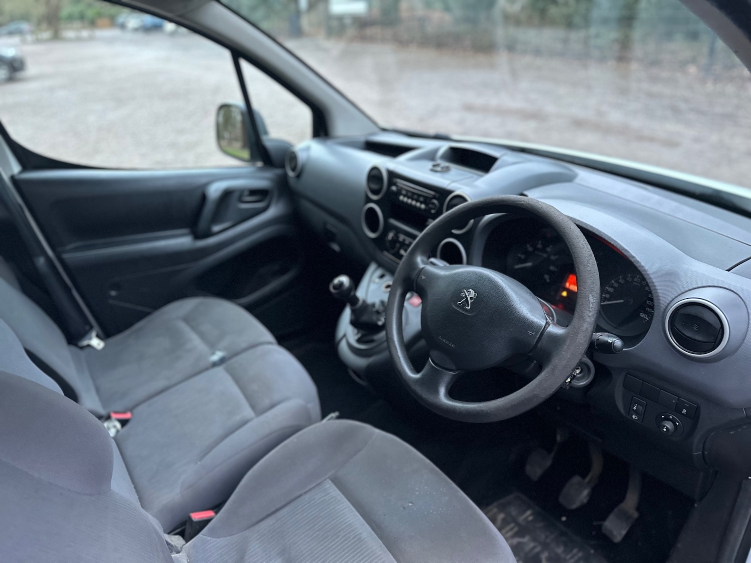 Used Peugeot Partner 2014 for sale - 77385554: Photo 12