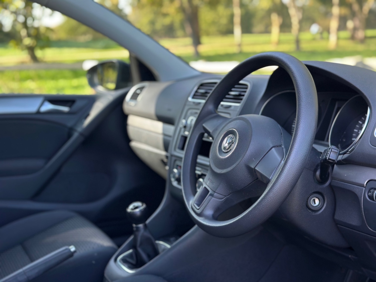 Used Volkswagen Golf 2009 for sale - 76024256: Photo 3