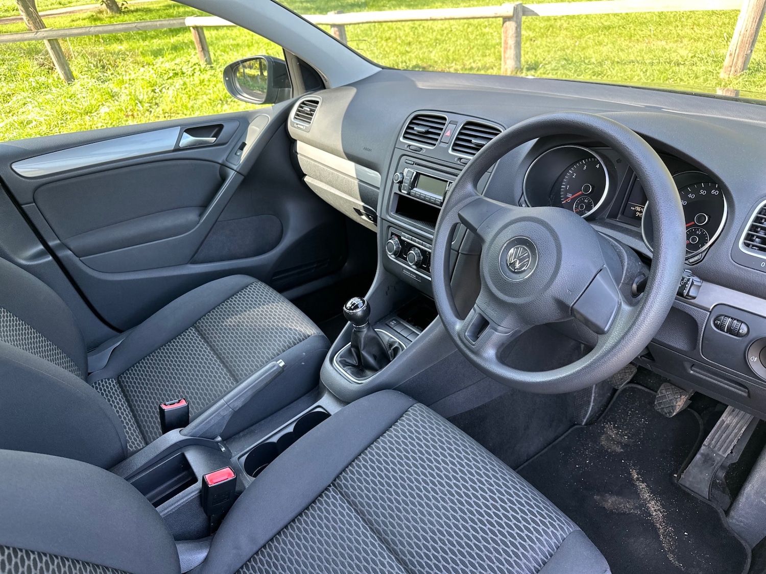 Used Volkswagen Golf 2009 for sale - 76024256: Photo 9