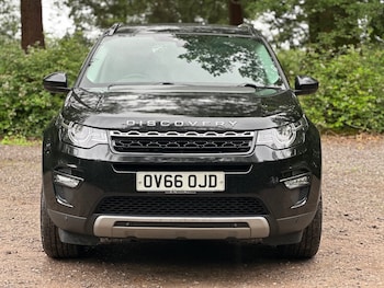 Used Land Rover Discovery Sport 2016 for sale - 78841457: Photo