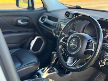 Used Jeep Renegade 2017 for sale - 76785297: Photo