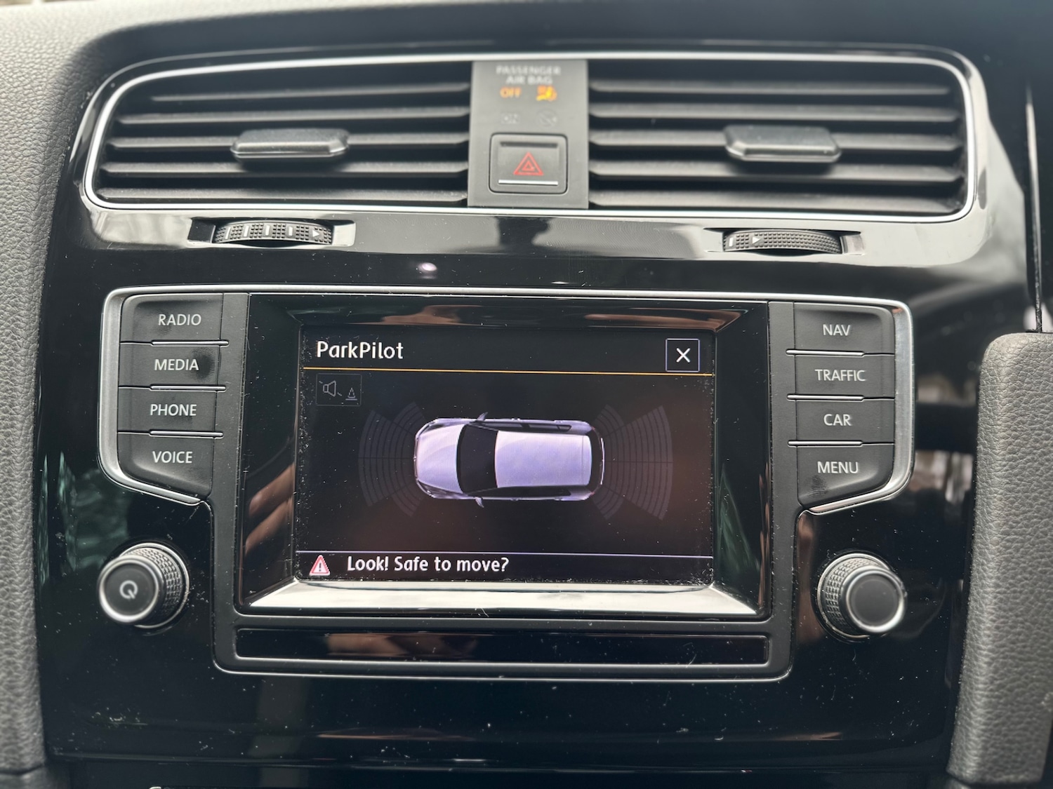 Used Volkswagen Golf 2015 for sale - 77641077: Photo 29