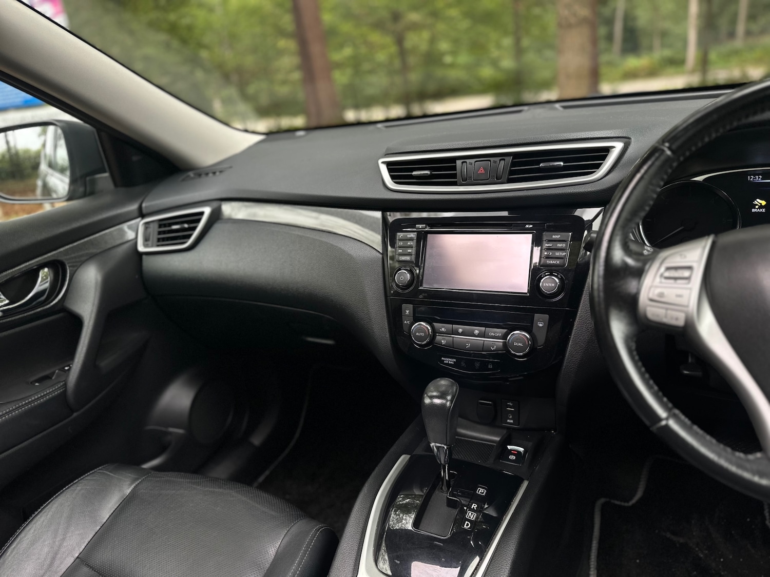 Vehicle 28
