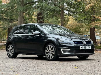 Used Volkswagen Golf 2016 for sale - 79676415: Photo