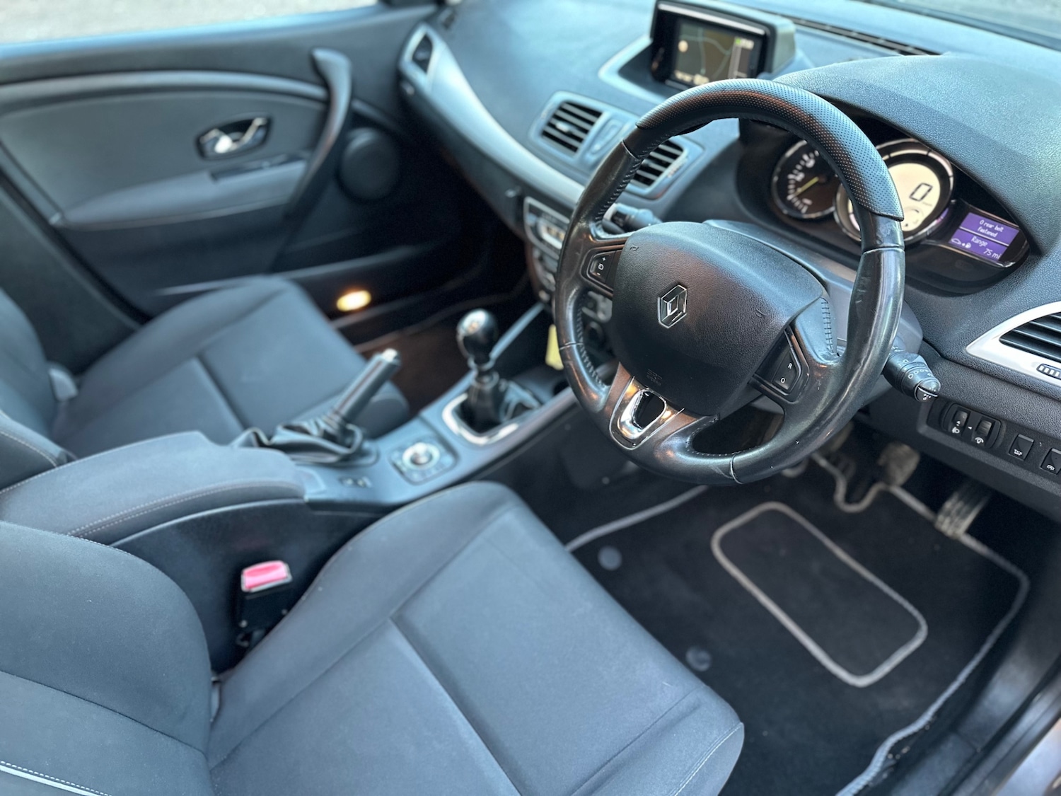 Used Renault Megane 2014 for sale - 77702006: Photo 7