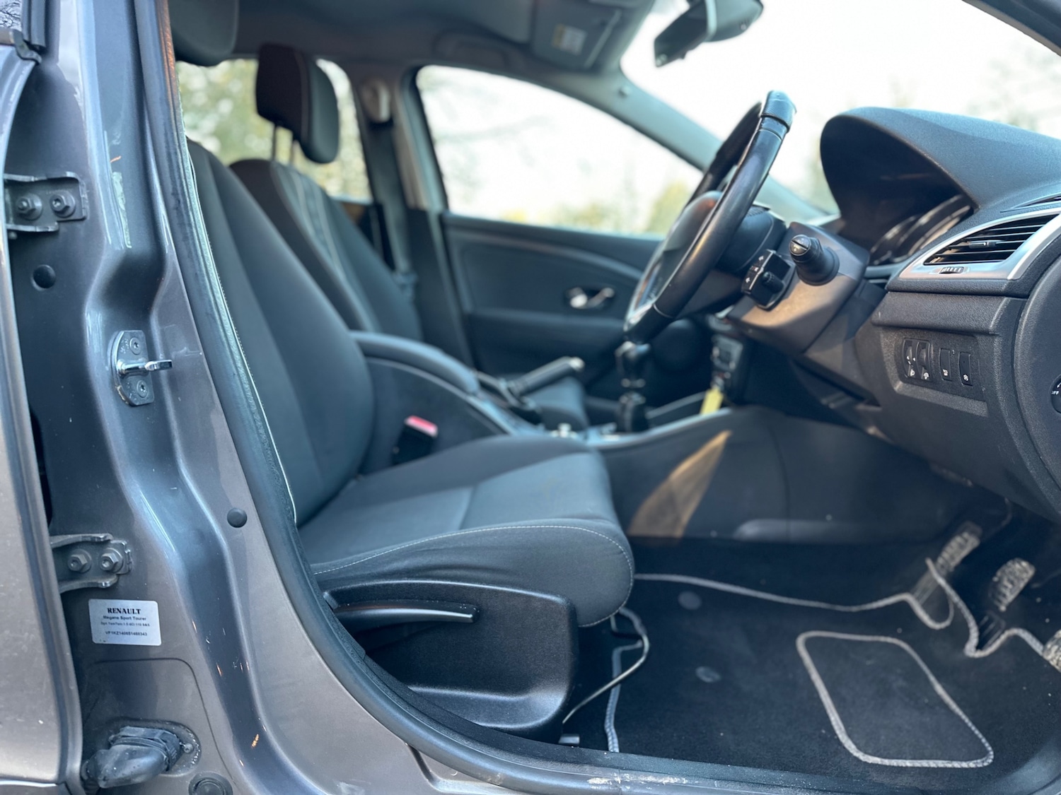 Used Renault Megane 2014 for sale - 77702006: Photo 8