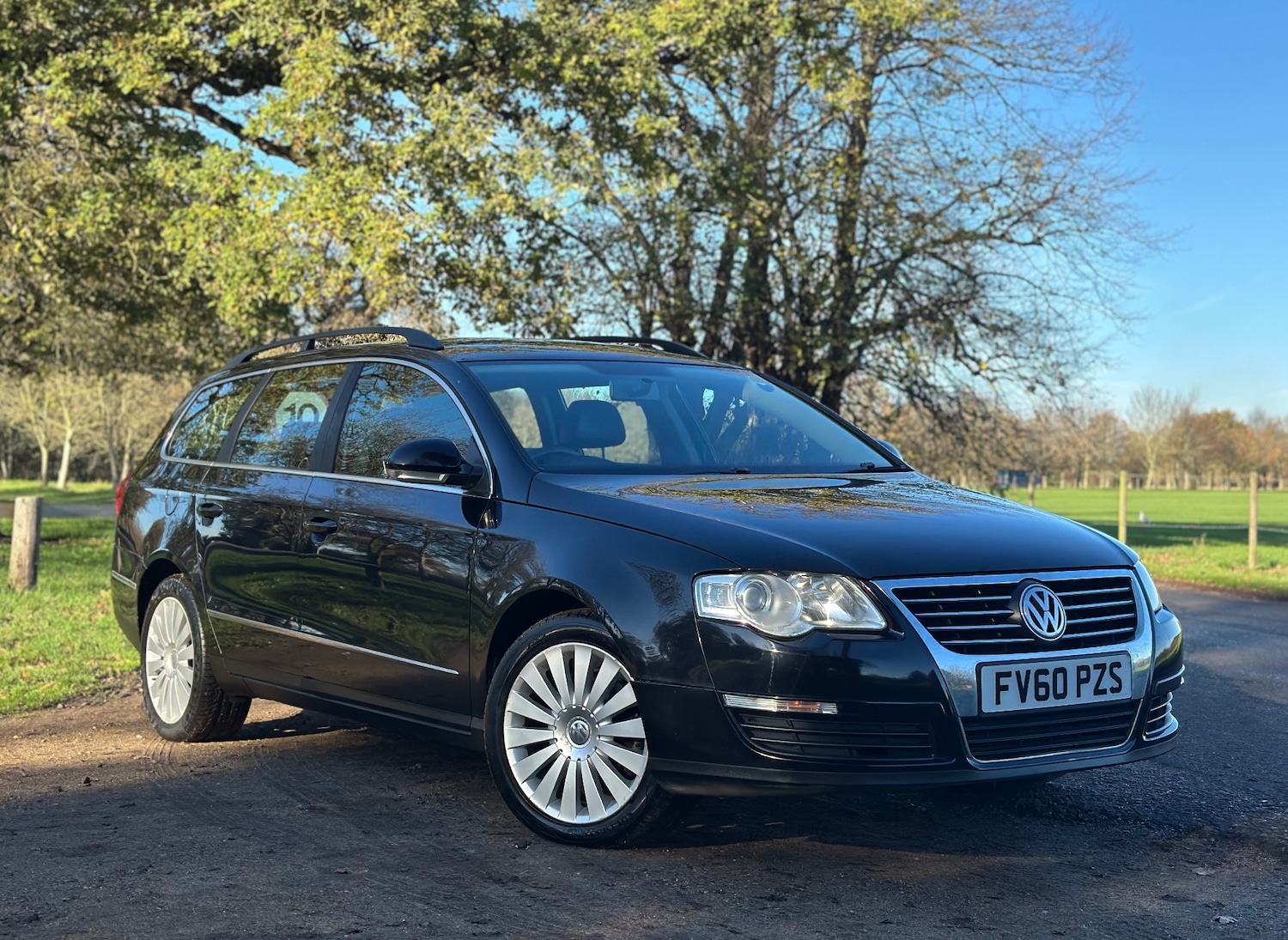 Used Volkswagen Passat 2010 for sale - 76699605: Photo 1