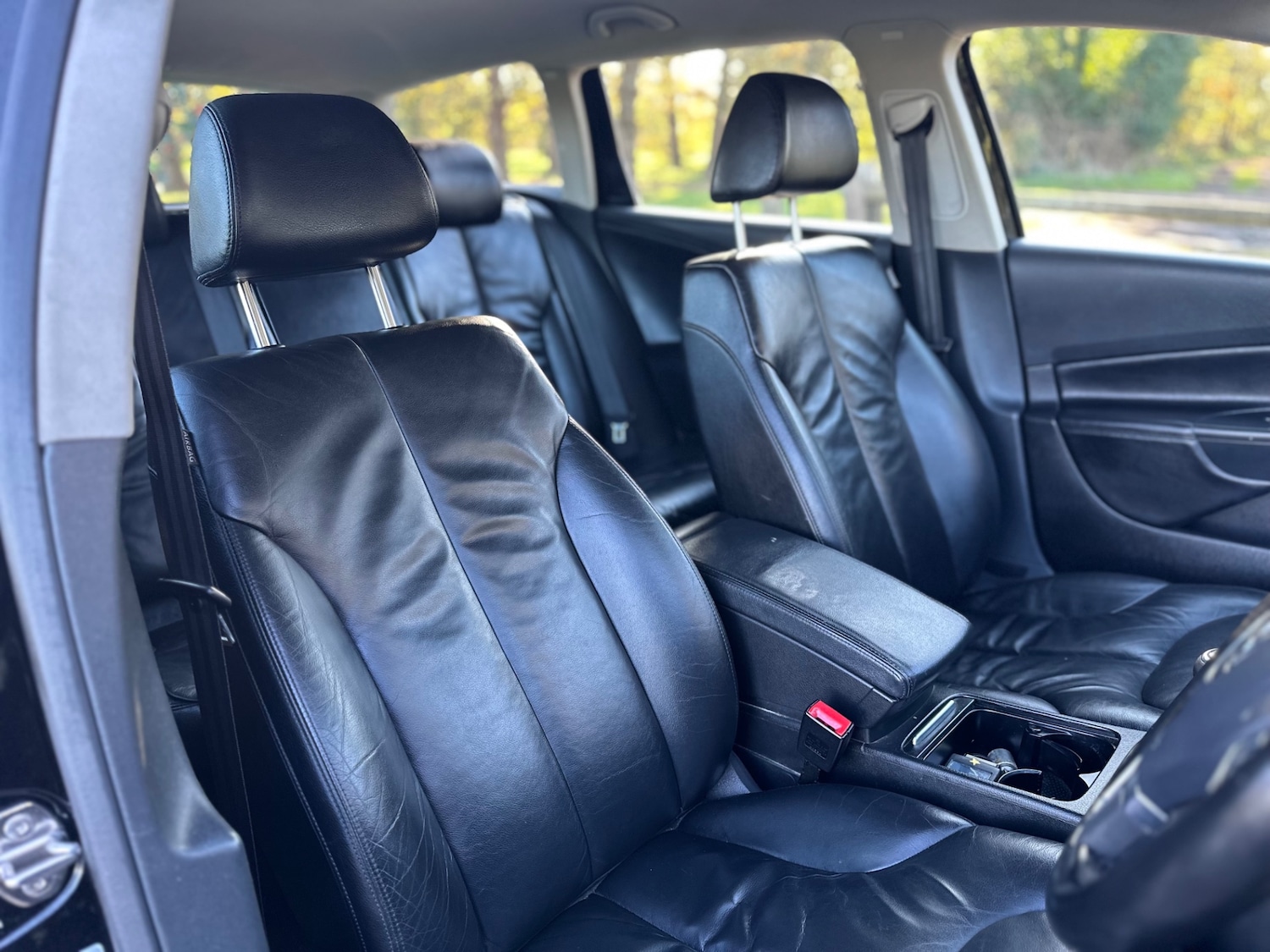 Used Volkswagen Passat 2010 for sale - 76699605: Photo 17