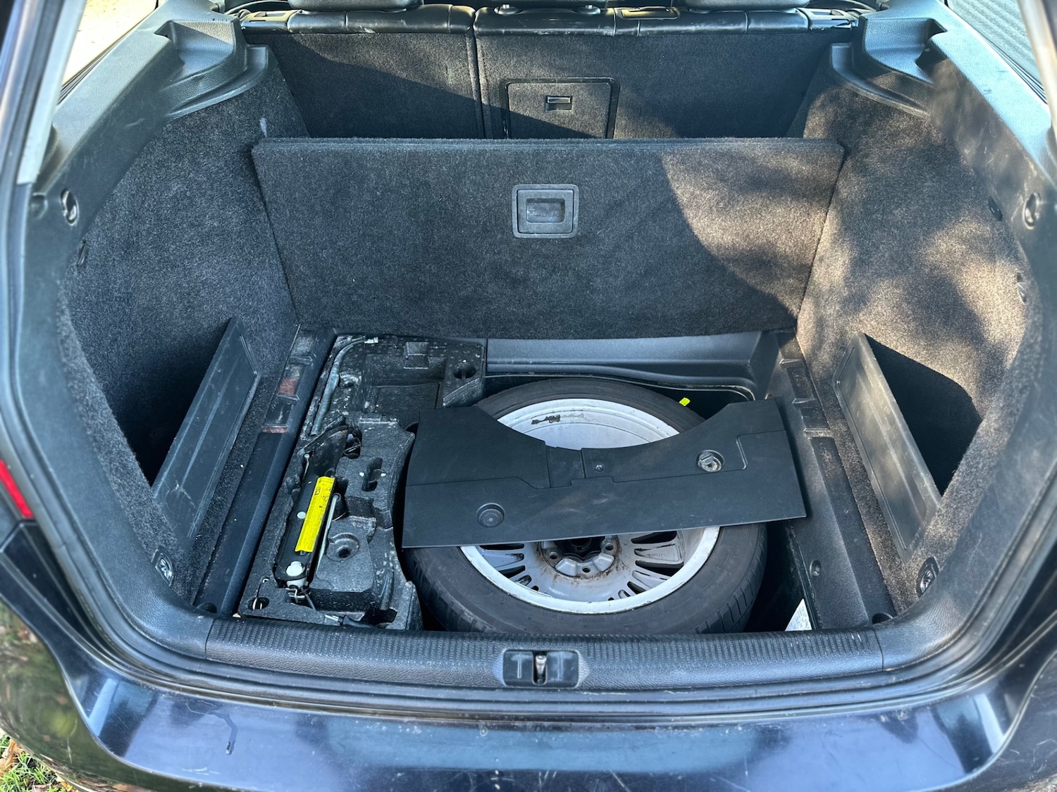 Used Volkswagen Passat 2010 for sale - 76699605: Photo 23