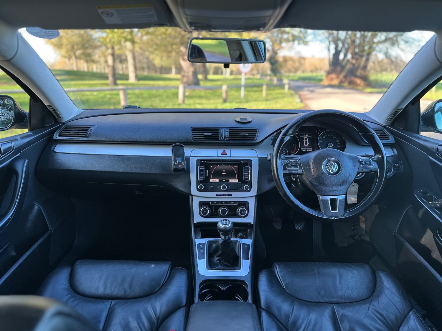 Used Volkswagen Passat 2010 for sale - 76699605: Photo 26