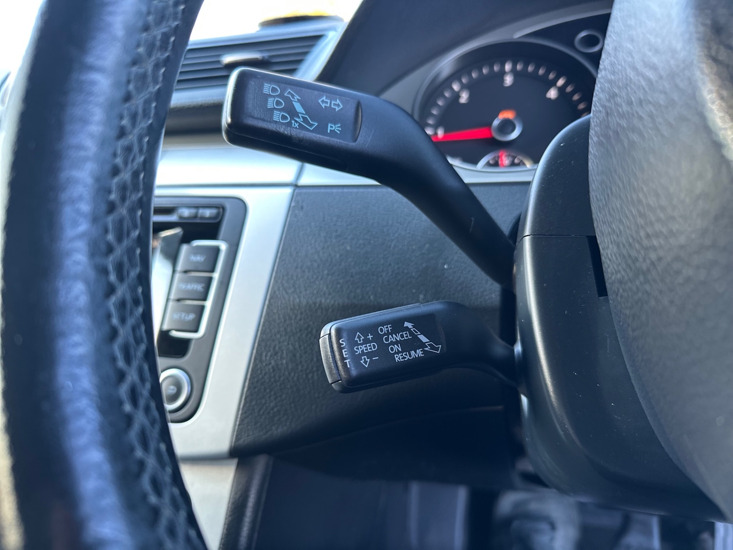 Used Volkswagen Passat 2010 for sale - 76699605: Photo 32