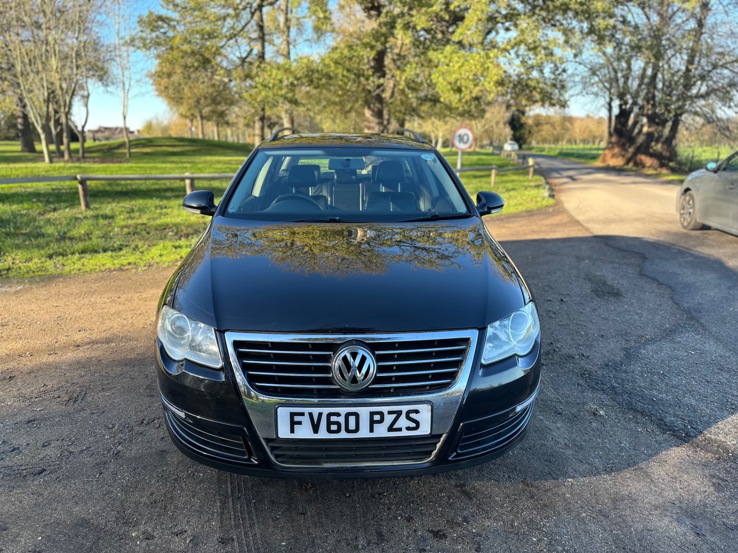 Used Volkswagen Passat 2010 for sale - 76699605: Photo 4