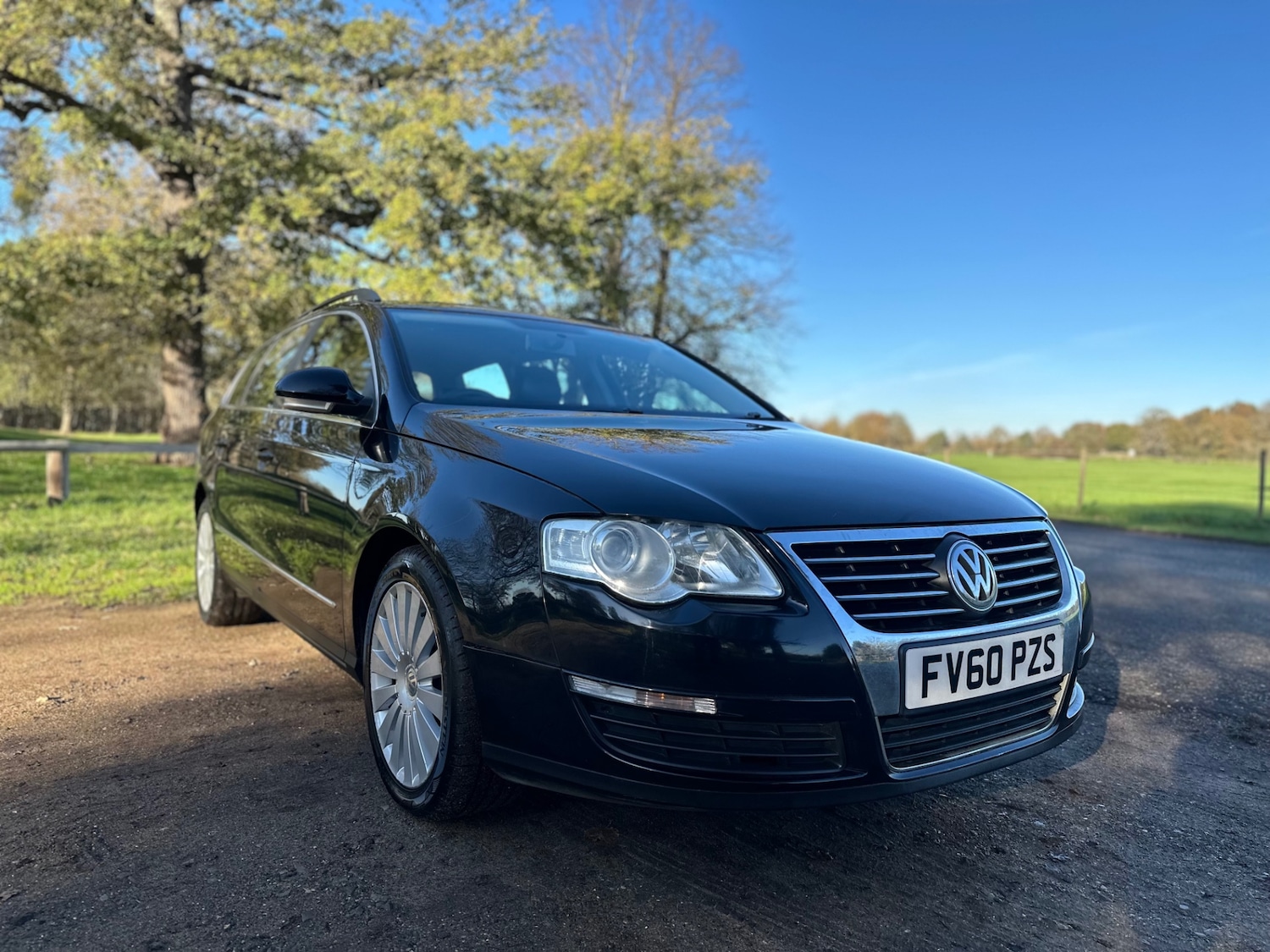 Used Volkswagen Passat 2010 for sale - 76699605: Photo 5