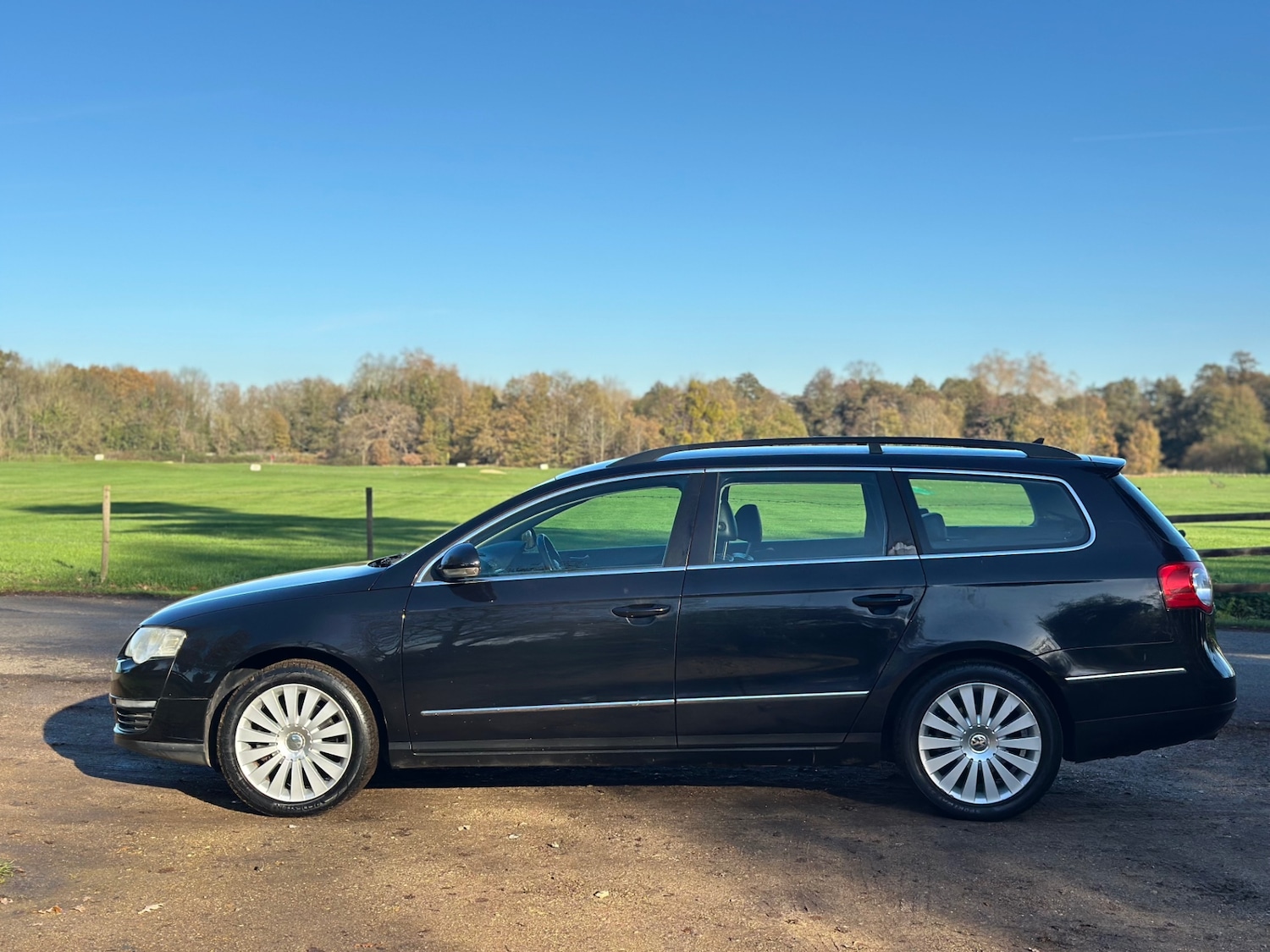 Used Volkswagen Passat 2010 for sale - 76699605: Photo 8