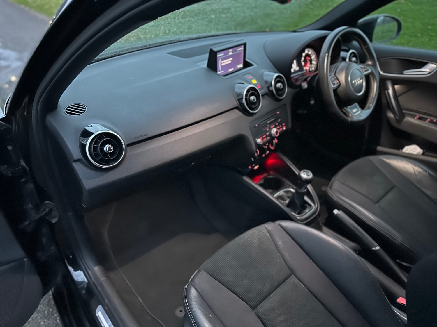 Used Audi A1 2013 for sale - 76935733: Photo 15