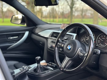 Used BMW 3 Series 2015 for sale - 77025582: Photo