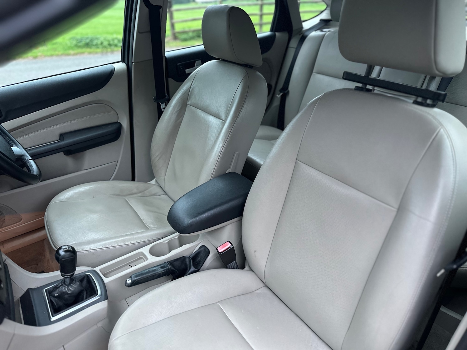 Used Ford Focus 2005 for sale - 76594330: Photo 12