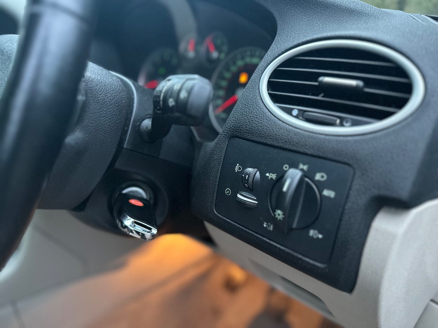 Used Ford Focus 2005 for sale - 76594330: Photo 21