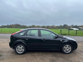 Used Ford Focus 2005 for sale - 76594330: Photo
