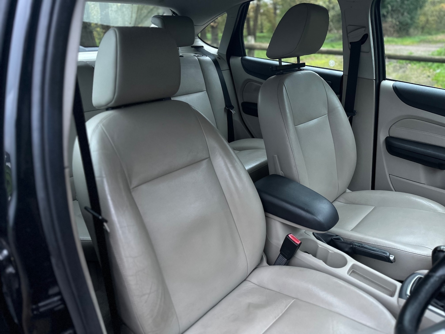 Used Ford Focus 2005 for sale - 76594330: Photo 9