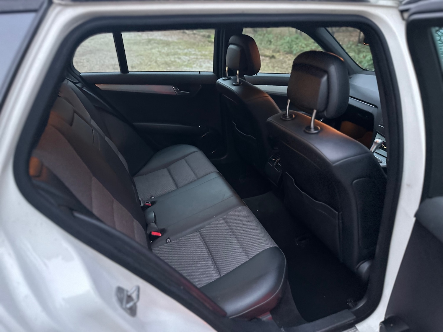 Used Mercedes-Benz C Class 2010 for sale - 77080935: Photo 26