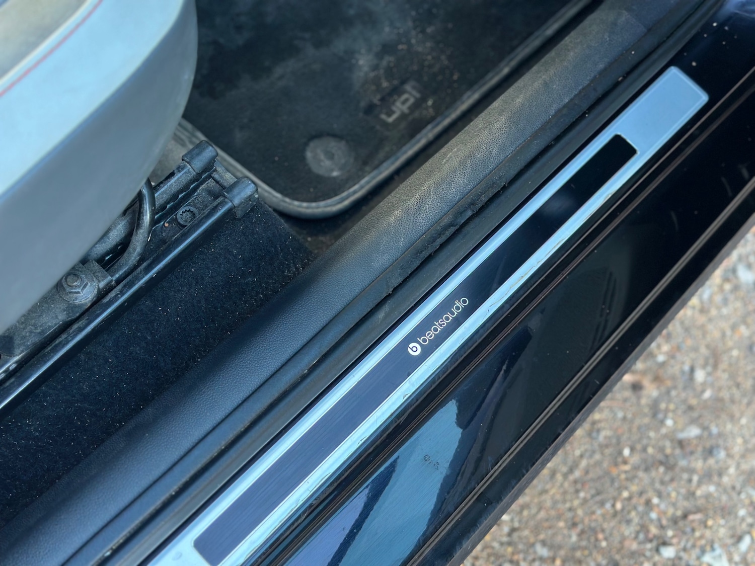 Used Volkswagen up! 2017 for sale - 76699630: Photo 26