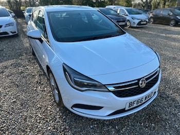 Used Vauxhall Astra 2017 for sale - 77721791: Photo