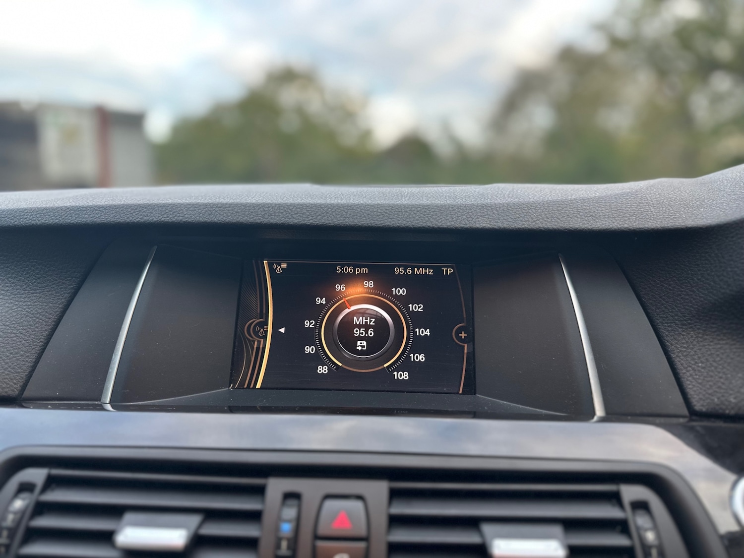 Used BMW 5 Series 2013 for sale - 76387428: Photo 32