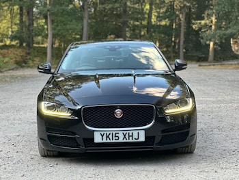 Used Jaguar XE 2015 for sale - 79387288: Photo