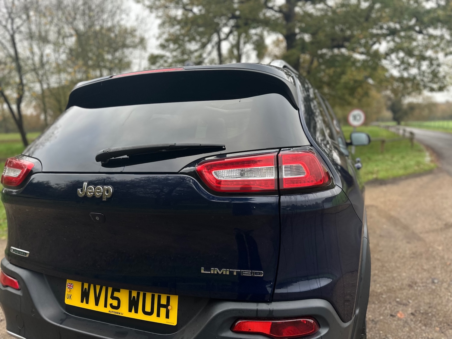 Used Jeep Cherokee 2015 for sale - 76589072: Photo 13