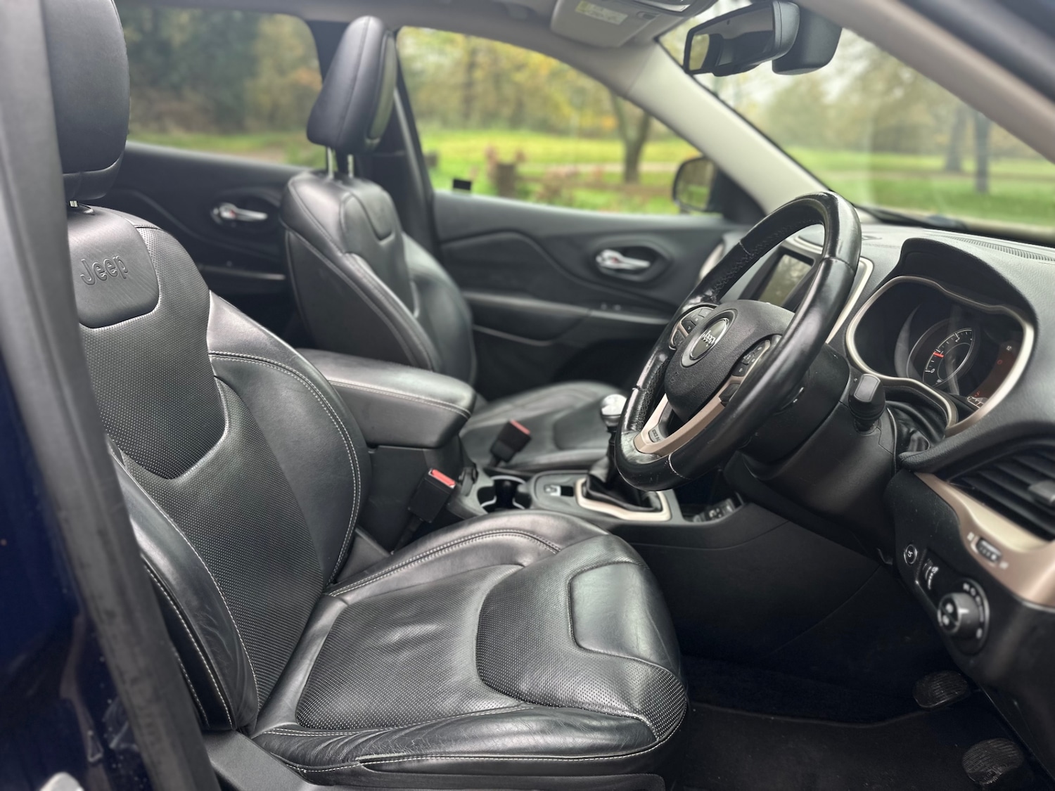 Used Jeep Cherokee 2015 for sale - 76589072: Photo 17