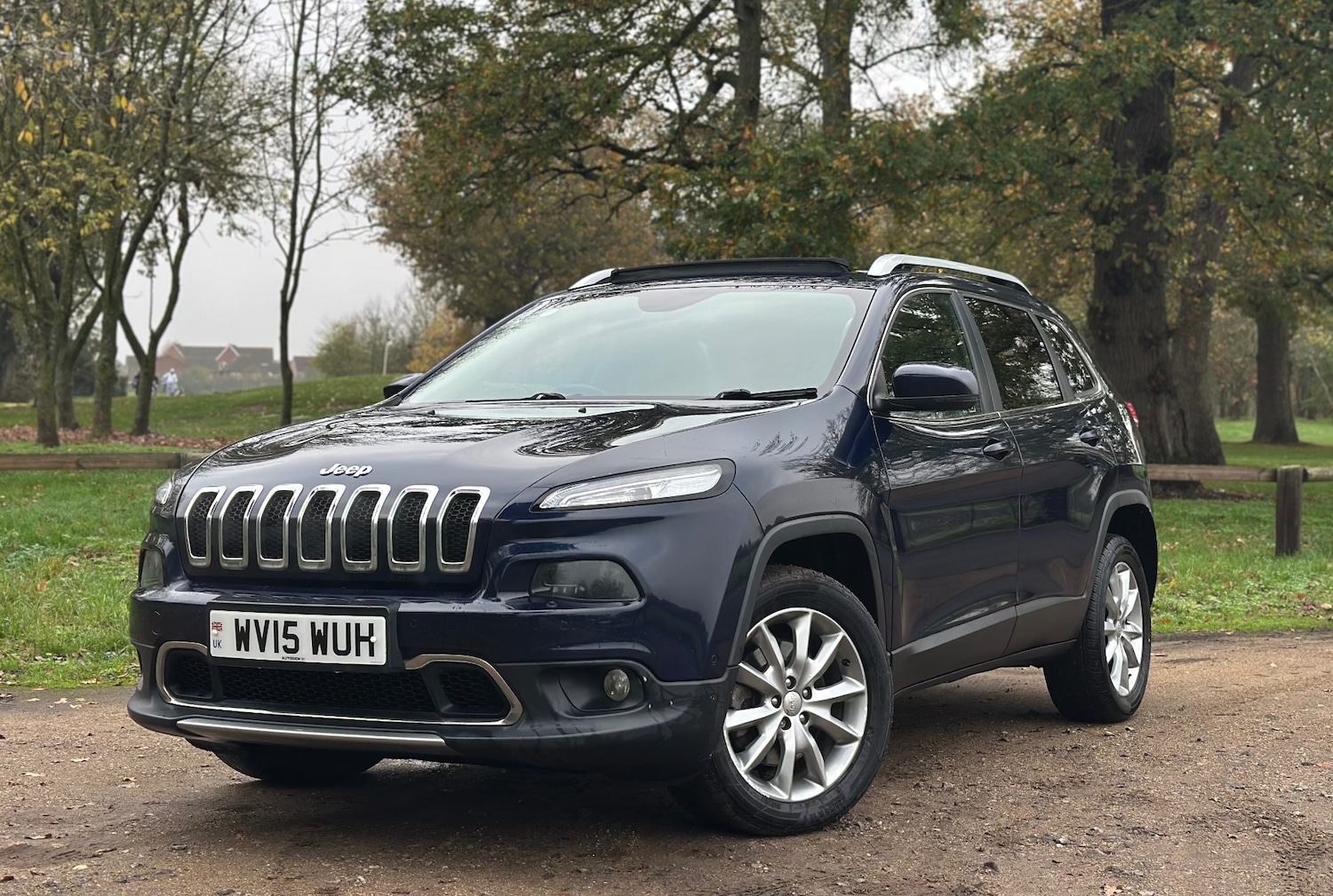 Used Jeep Cherokee 2015 for sale - 76589072: Photo 2
