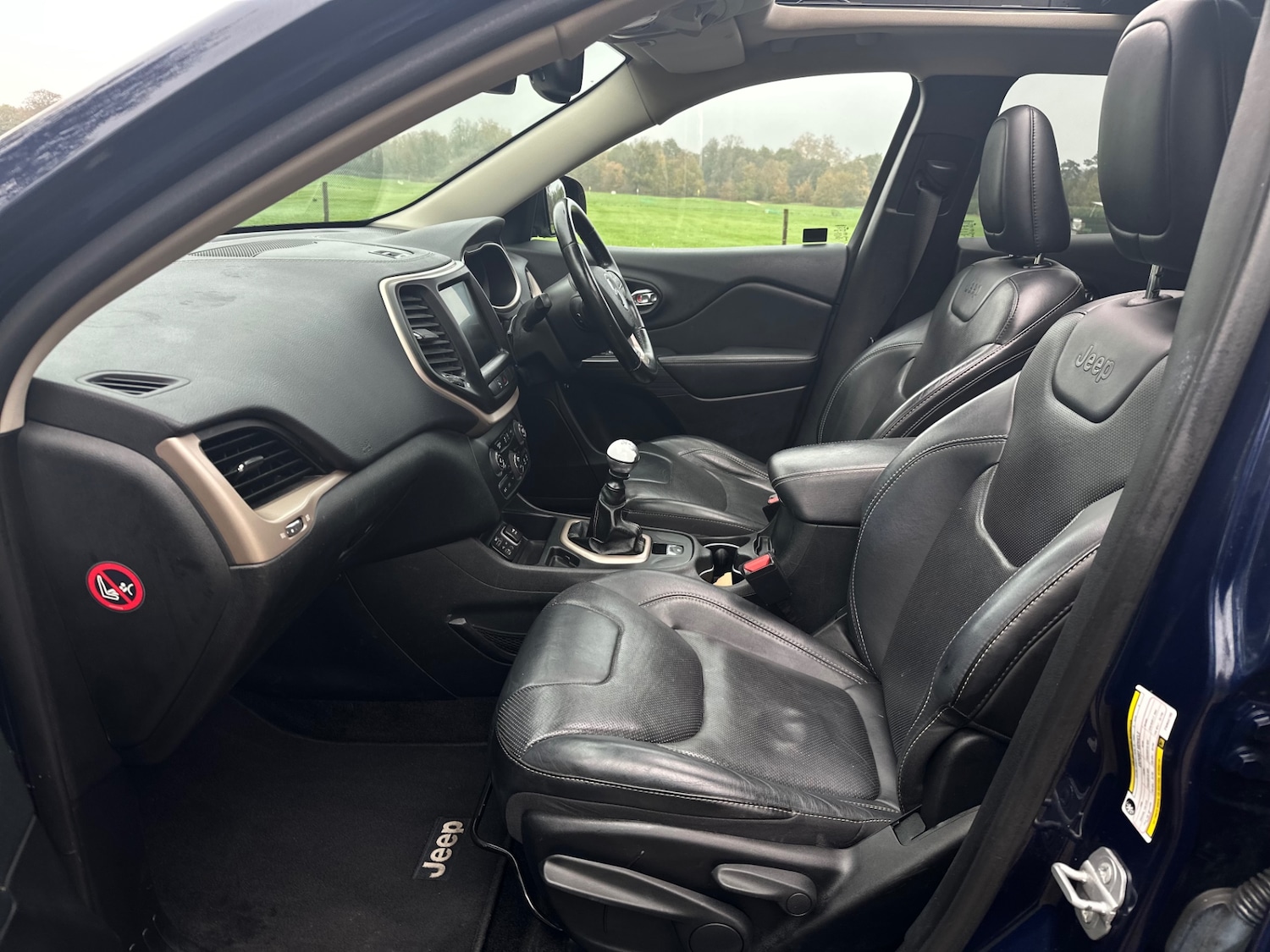 Used Jeep Cherokee 2015 for sale - 76589072: Photo 22