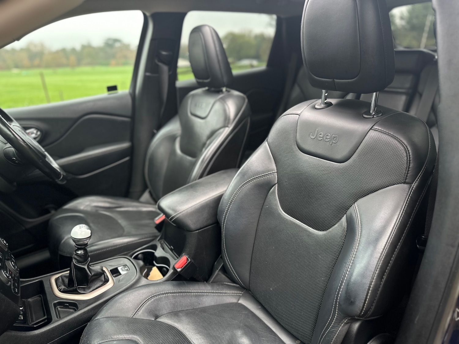 Used Jeep Cherokee 2015 for sale - 76589072: Photo 23