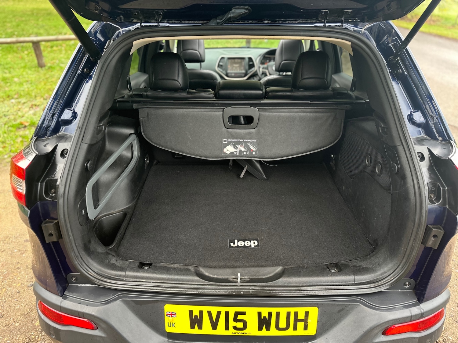 Used Jeep Cherokee 2015 for sale - 76589072: Photo 26