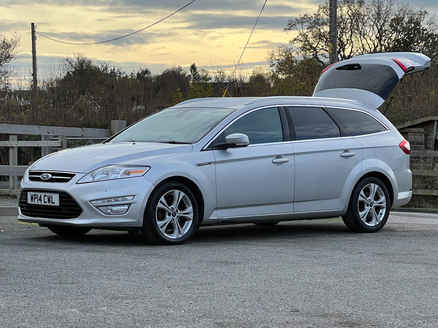 Used Ford Mondeo 2014 for sale - 76194434: Photo 4