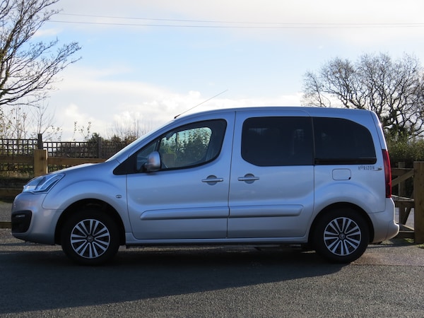 Used Peugeot Partner Tepee 2016 for sale - 72871603: Photo 31