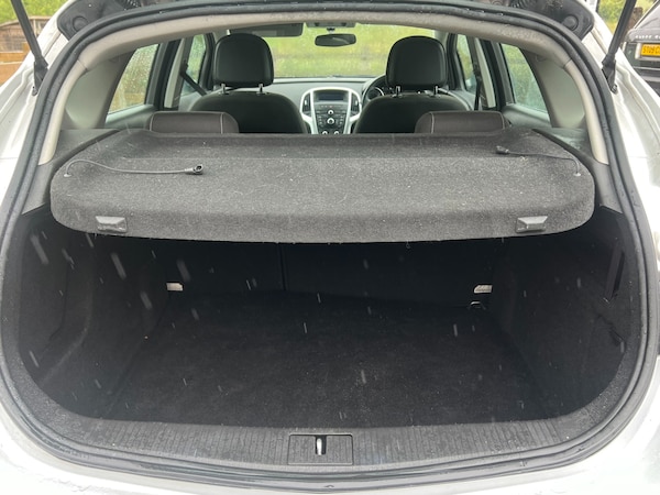 Used Vauxhall Astra 2012 for sale - 74513138: Photo 17