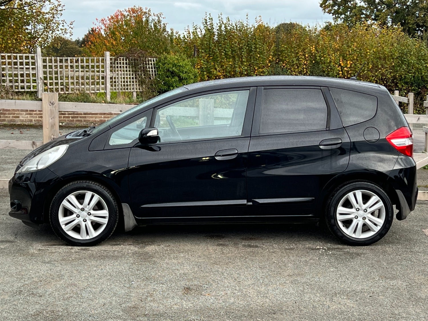 Used Honda Jazz 2012 for sale - 76329798: Photo 13