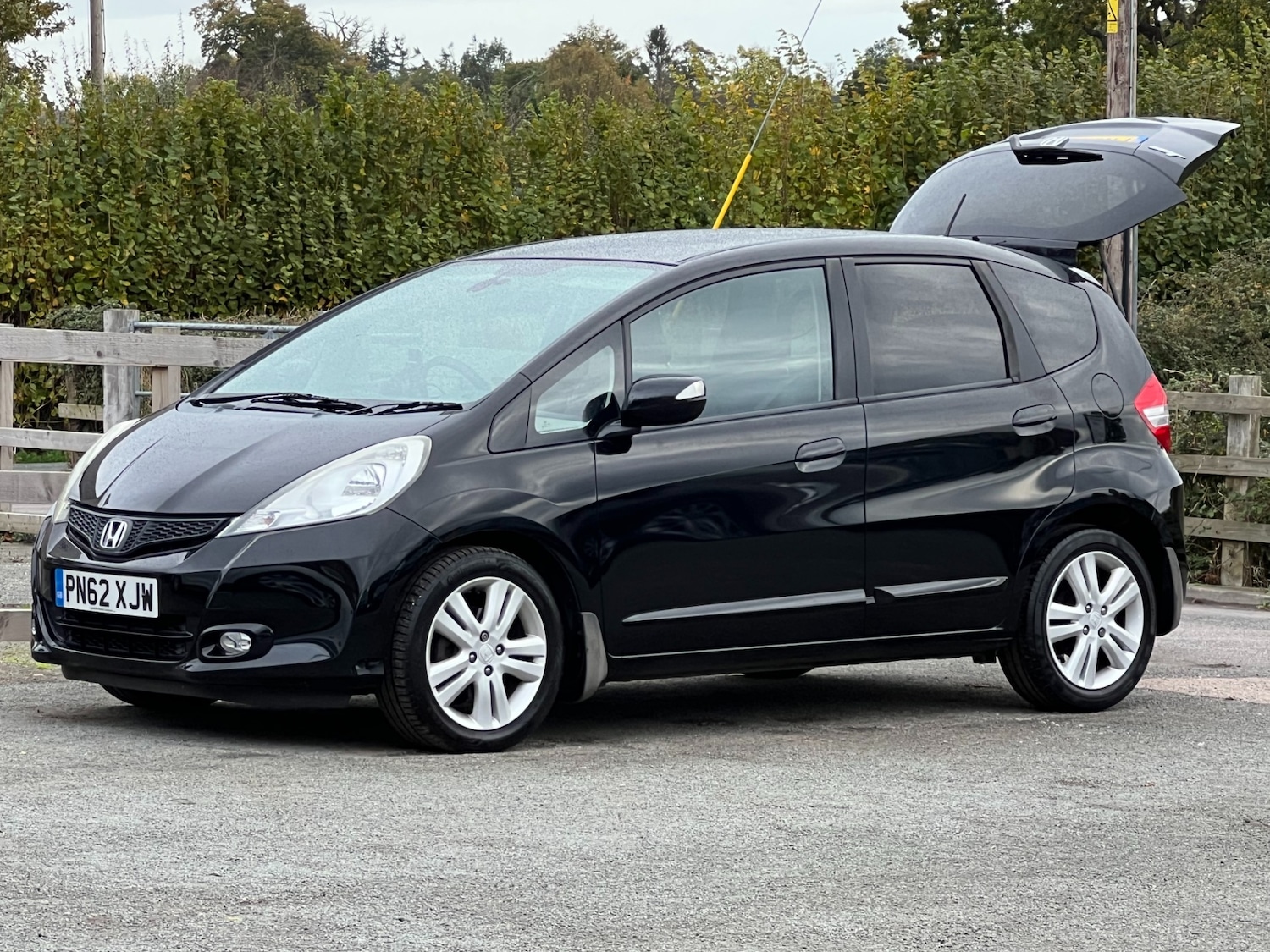 Used Honda Jazz 2012 for sale - 76329798: Photo 22