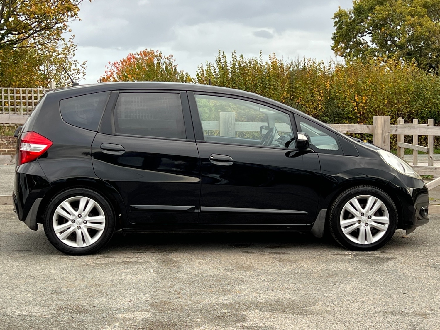 Used Honda Jazz 2012 for sale - 76329798: Photo 28