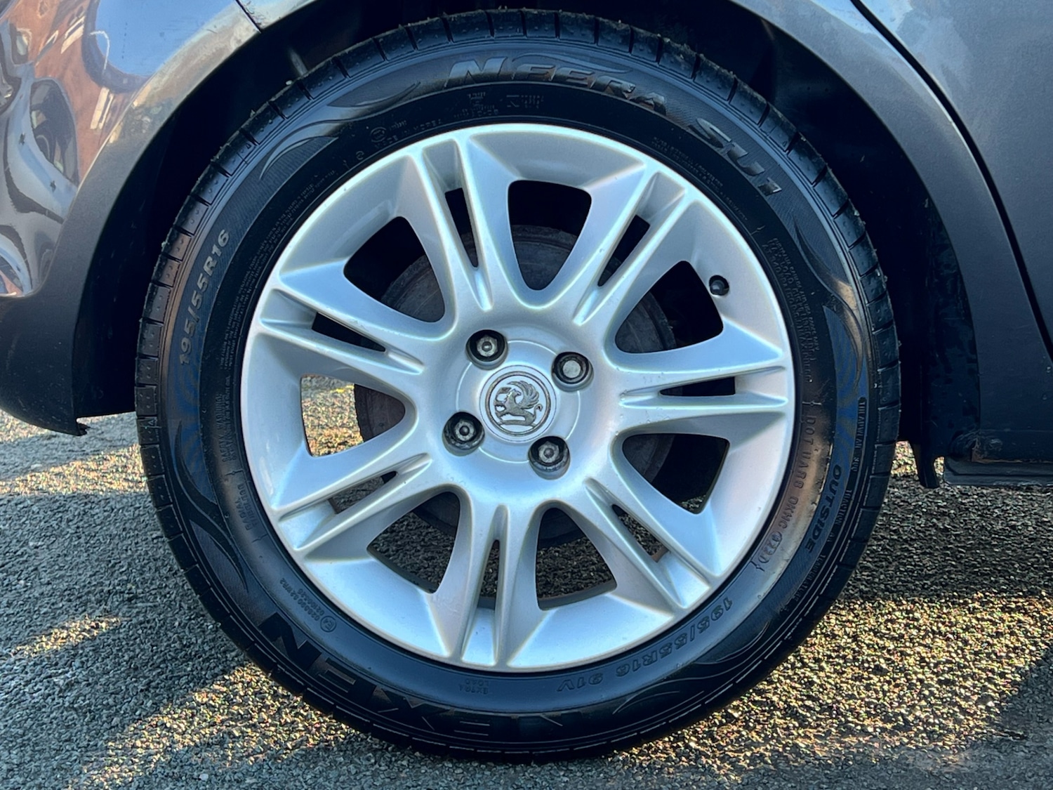 Used Vauxhall Corsa 2010 for sale - 76776295: Photo 10