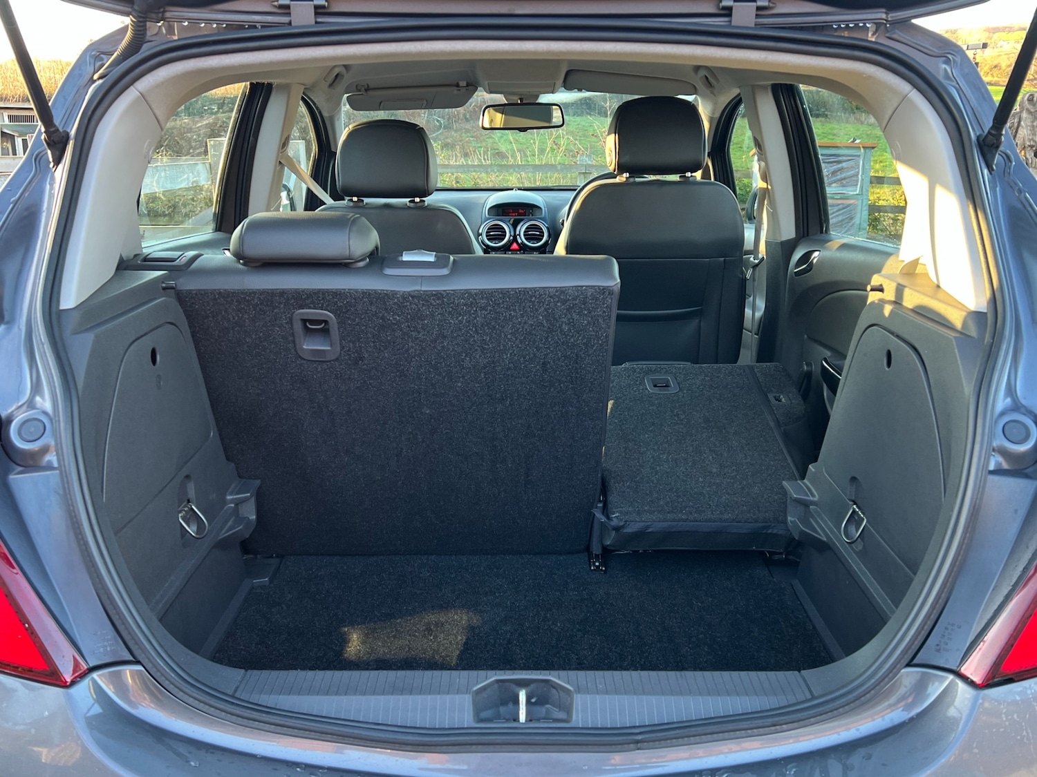 Used Vauxhall Corsa 2010 for sale - 76776295: Photo 11