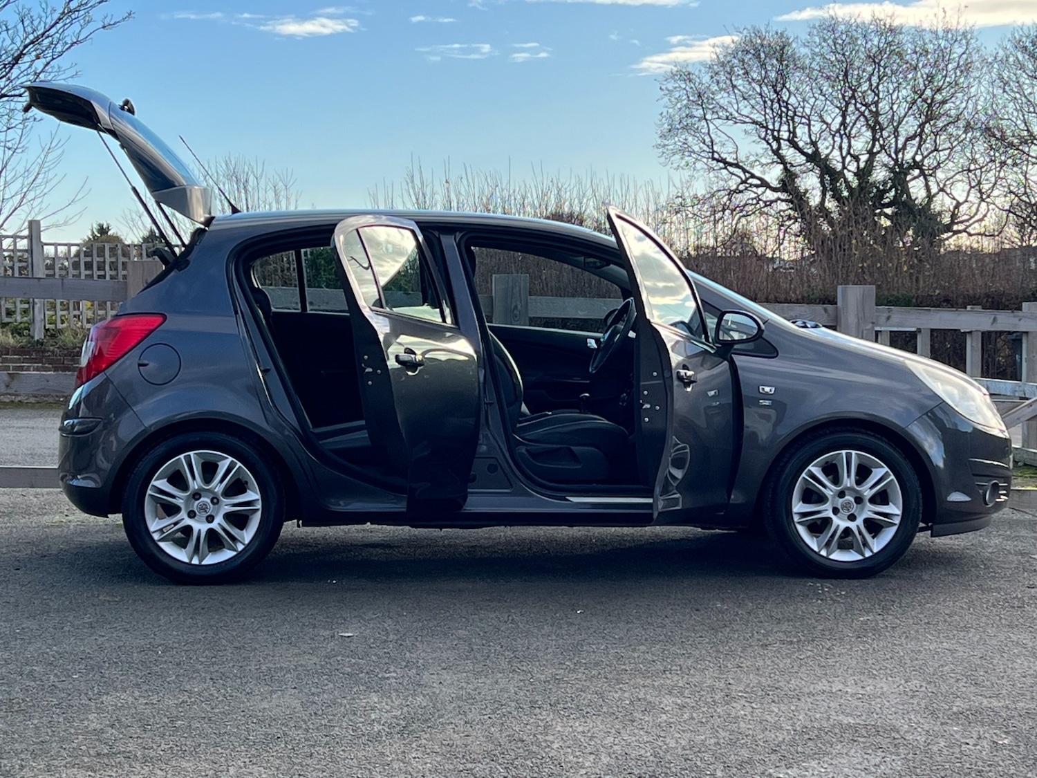 Used Vauxhall Corsa 2010 for sale - 76776295: Photo 15