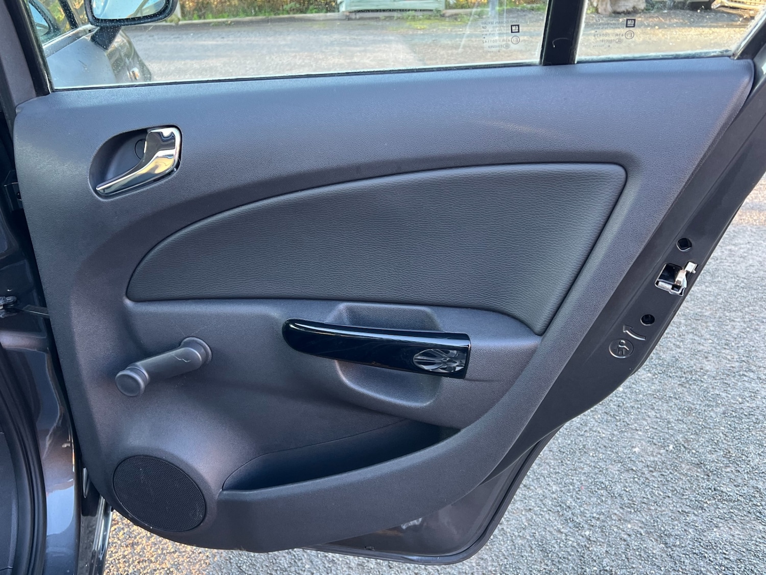 Used Vauxhall Corsa 2010 for sale - 76776295: Photo 23