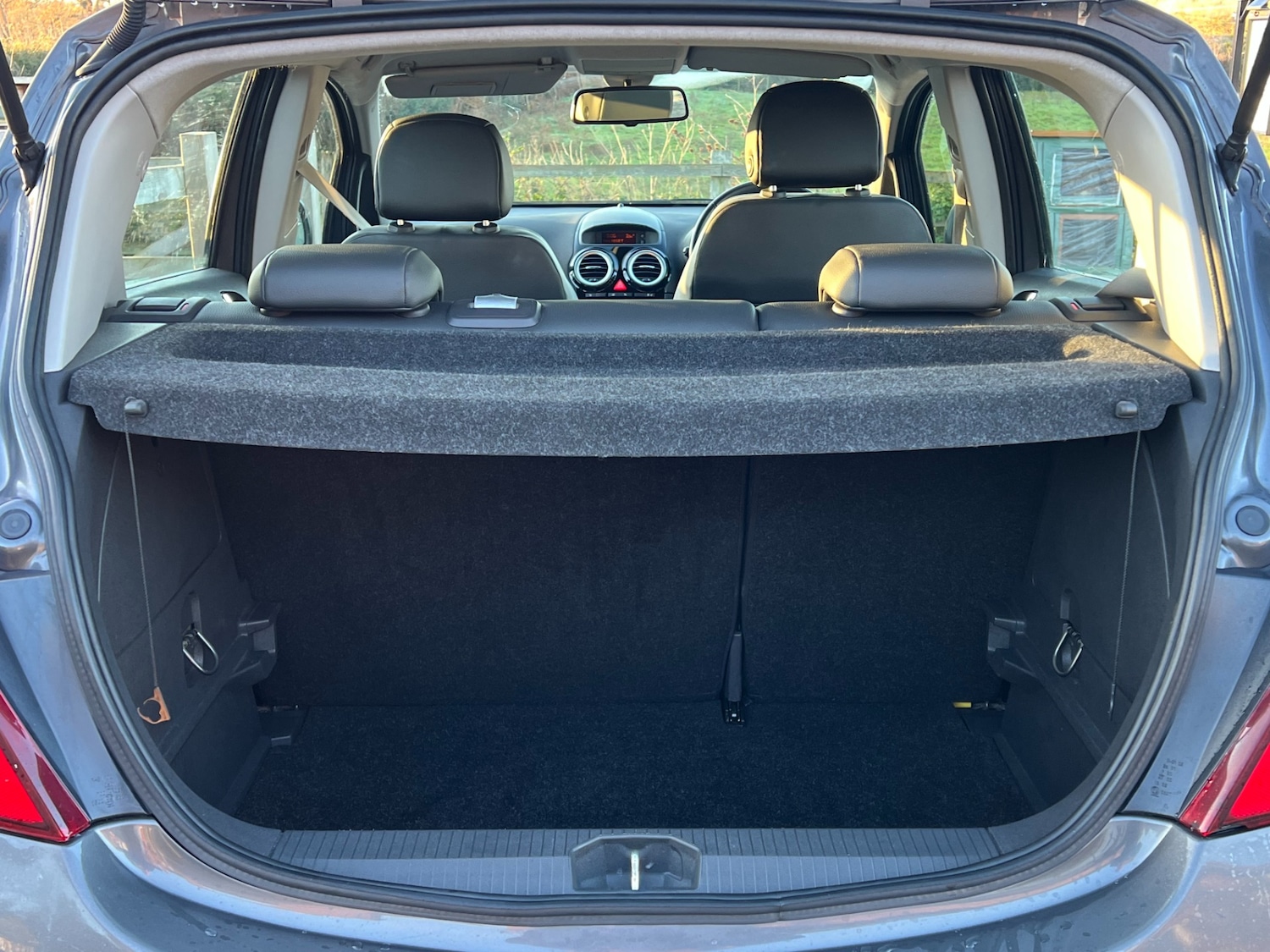 Used Vauxhall Corsa 2010 for sale - 76776295: Photo 5