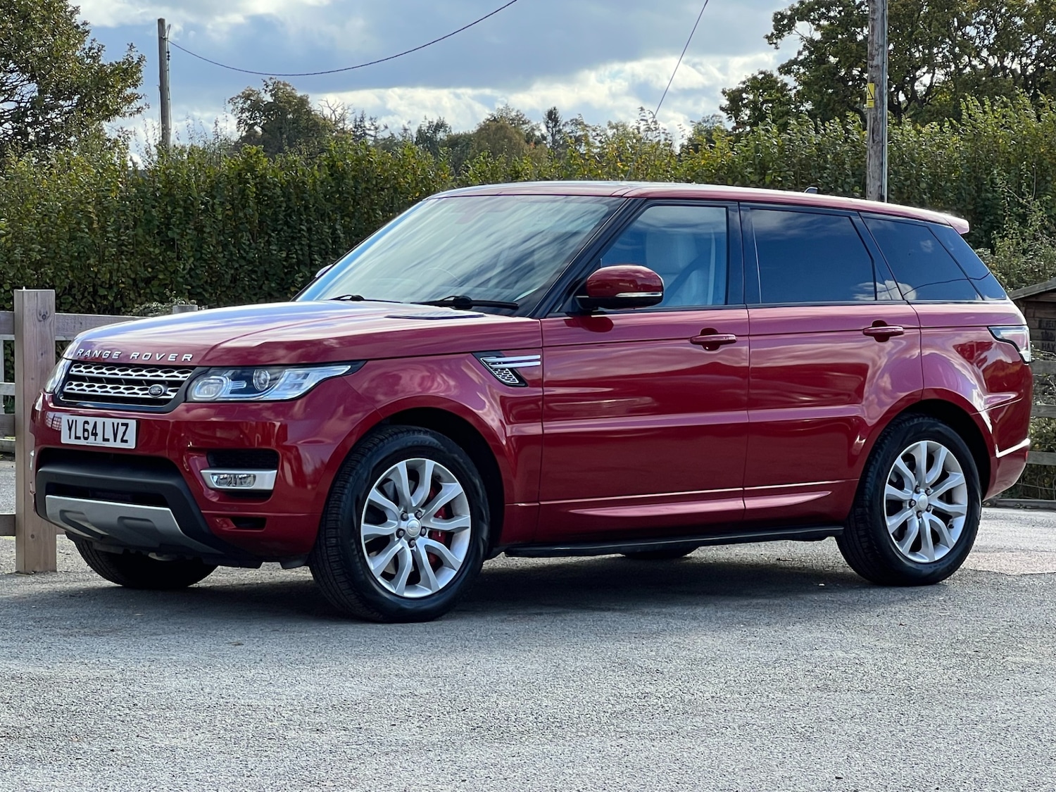 Used Land Rover Range Rover Sport 2014 for sale - 76352696: Photo 1