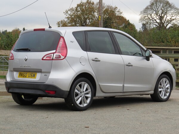 Used Renault Scenic 2010 for sale - 72575779: Photo 8
