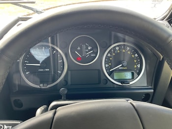 Used Land Rover Defender 2015 for sale - 75981572: Photo 2