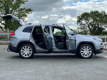 Used Jeep Cherokee 2014 for sale - 77844530: Photo